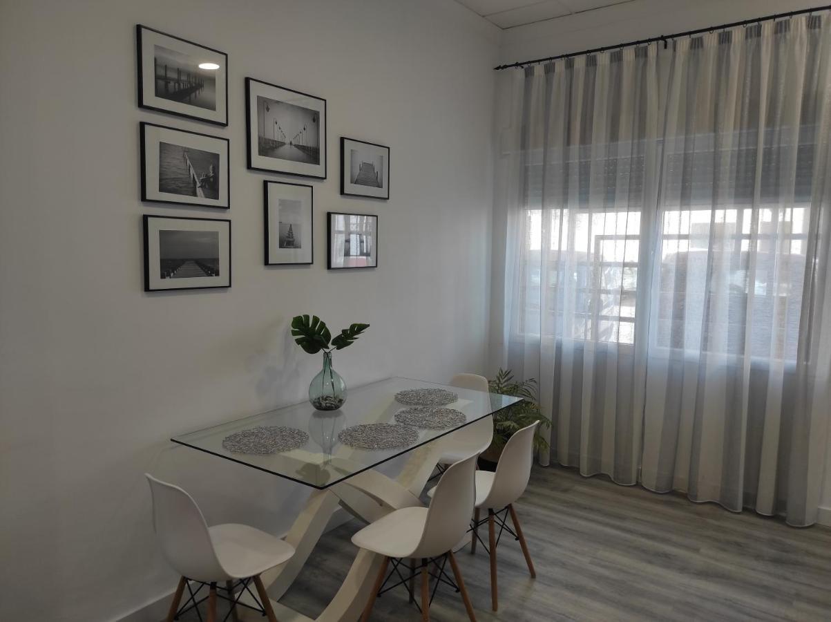 Apartamento Turistico Lyra Baena Buitenkant foto